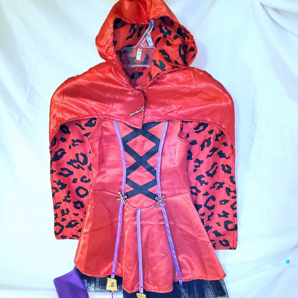 Monster High Little Red Riding Wolf costume, sz7/8